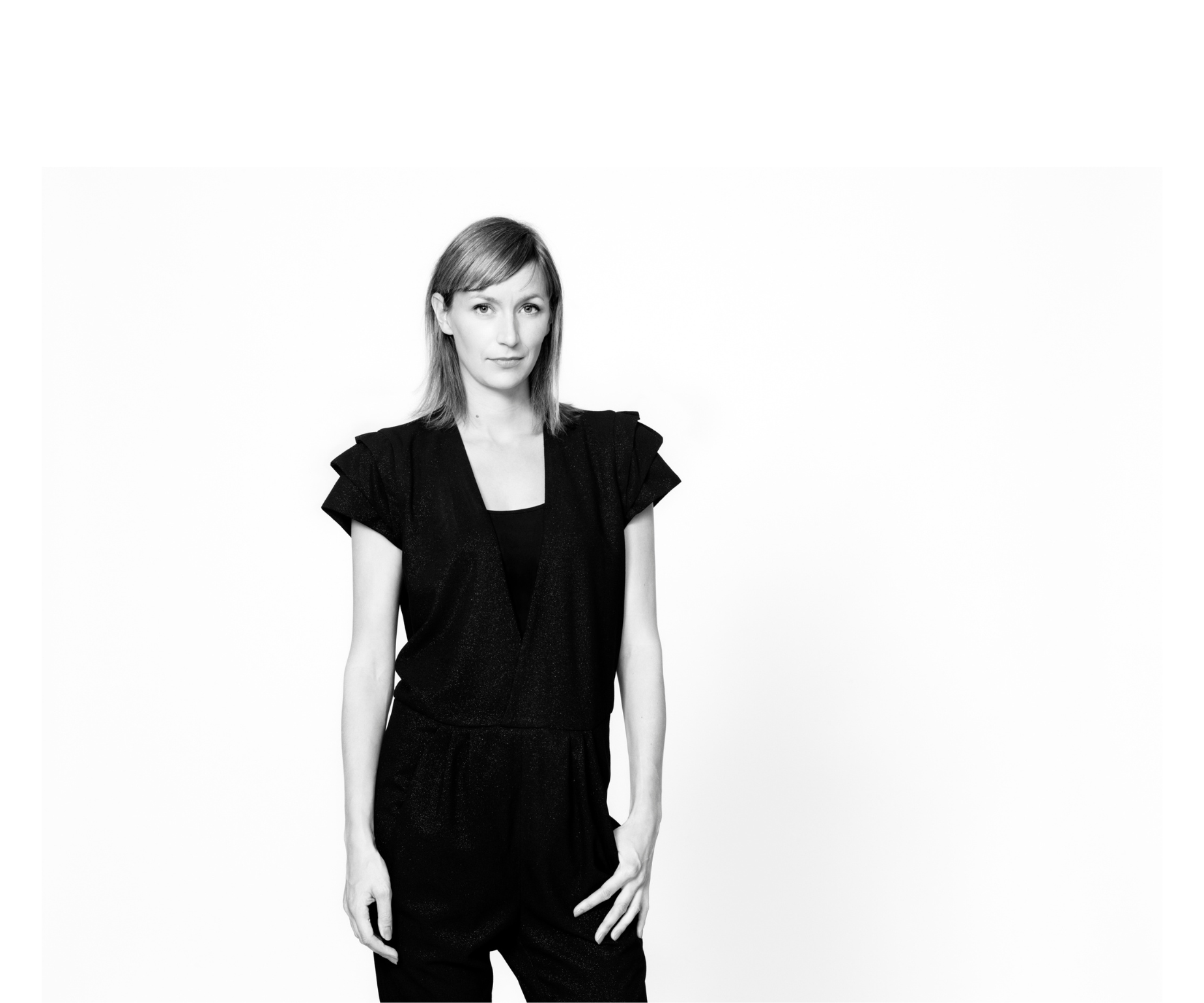 Portræt i sort/hvid af designer Amanda Betz