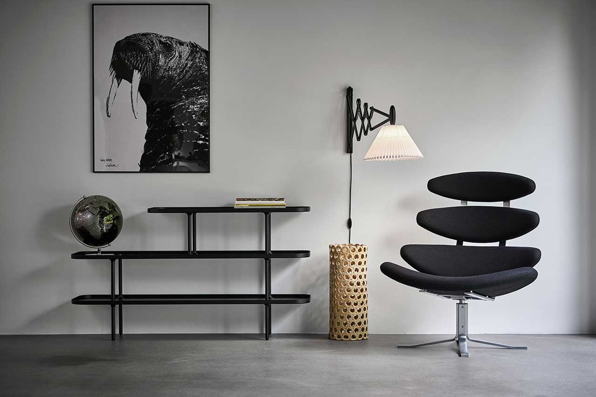 LeKlint-233---2_Sax_wall_lamp_smokedoak_lampshade2_21_lifestyle2