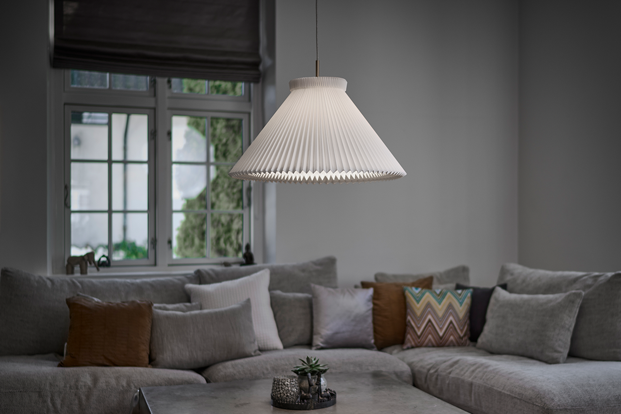 LeKlint1_Mega_pendant_lifestyle1
